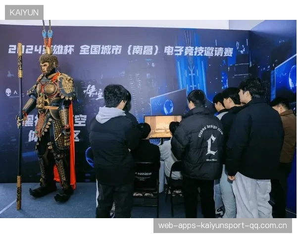 电竞战队强化运营体系，选手沟通更加流畅